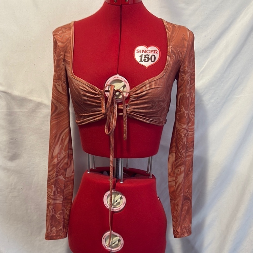 SHEIN Red and Gold Long Sleeve Crop Blouse XS08